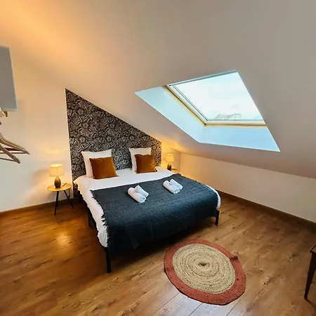 Le Spacieux Couturier Calme Gare Centre Reims