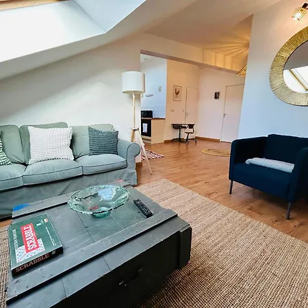 Le Spacieux Couturier Calme Gare Centre Апартаменты *