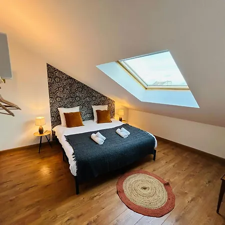 Le Spacieux Couturier Calme Gare Centre Апартаменты *