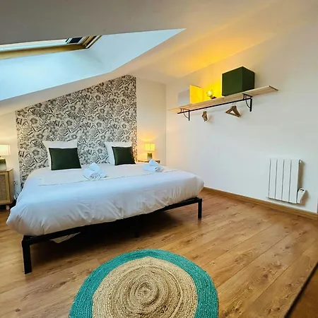 Appartement Le Spacieux Couturier Calme Gare Centre Reims