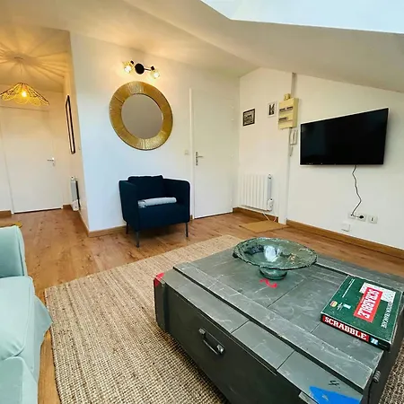 Le Spacieux Couturier Calme Gare Centre Appartement Reims